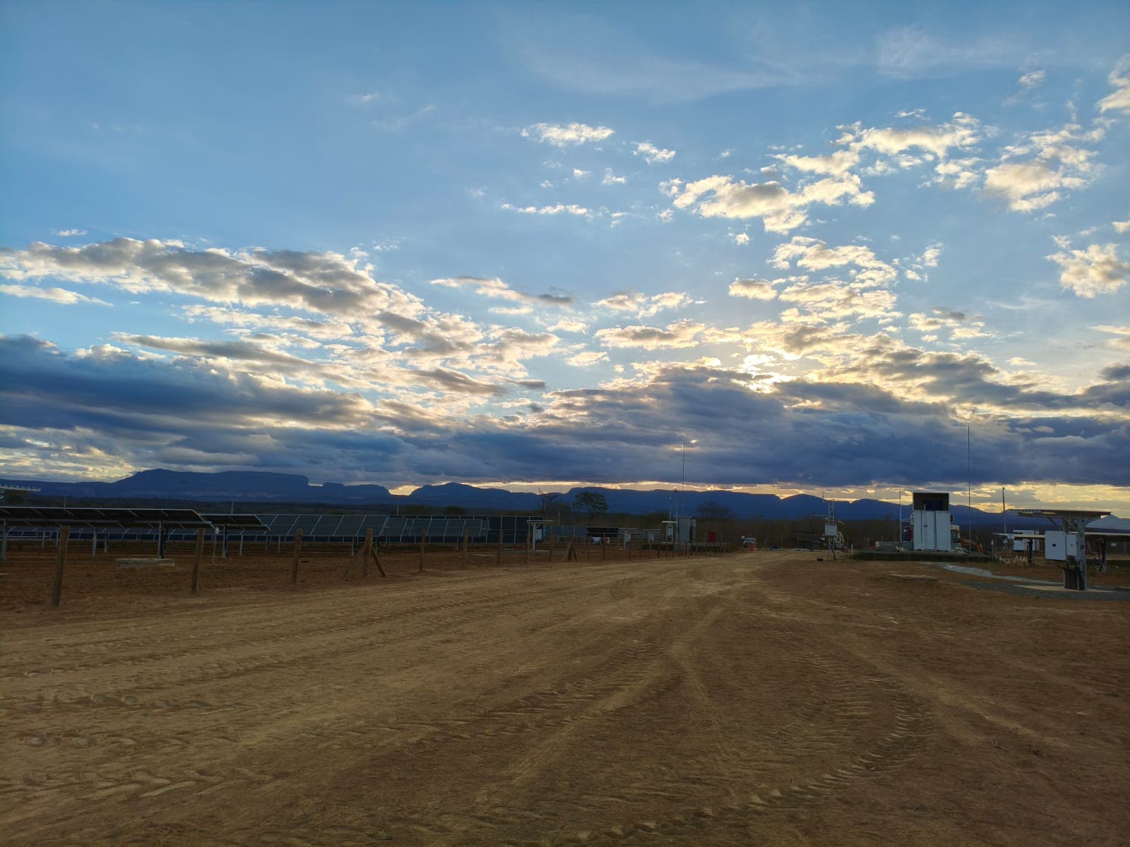 Trackers at Iramaia I plant